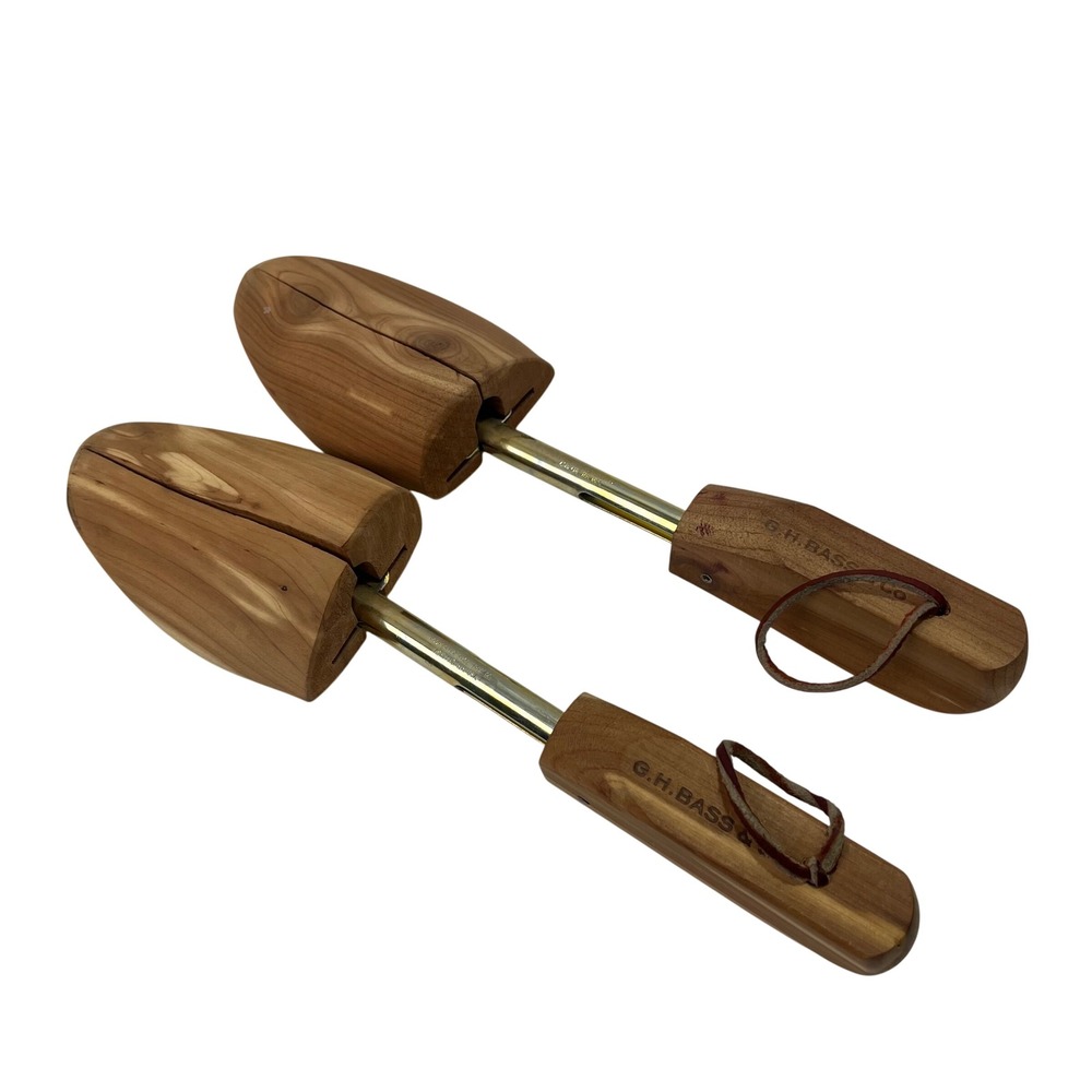 Pair G H Bass Co Rochester Wooden Cedar‎ Spring Shoe Trees Stretchers Horns USA